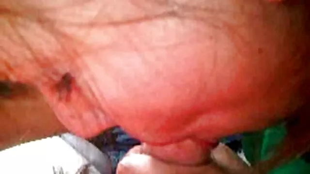 Forró belső cumshot belül egy erőszakos sex filmek sötét szürke öböl