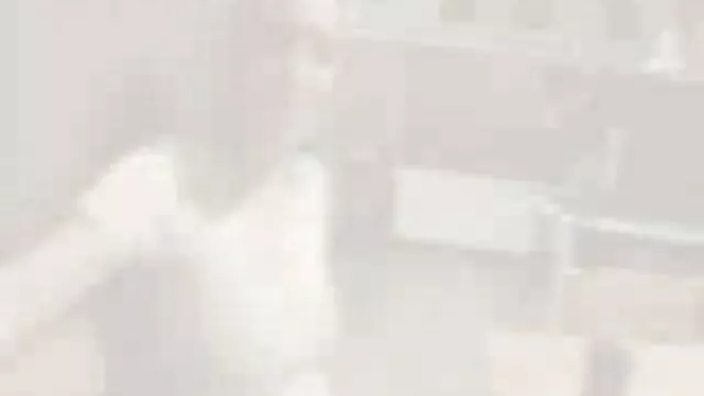 Felébredt az Alvó Szépség, majd szex es porno videok beragadt a farkát a szájába.