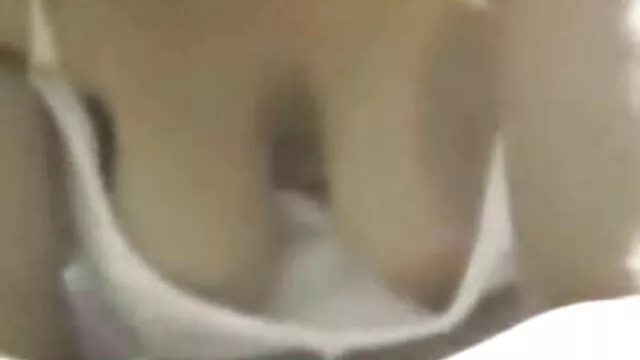 Kukkoló fogott grupen szex videok a szex a vízben egy ugráló matrac