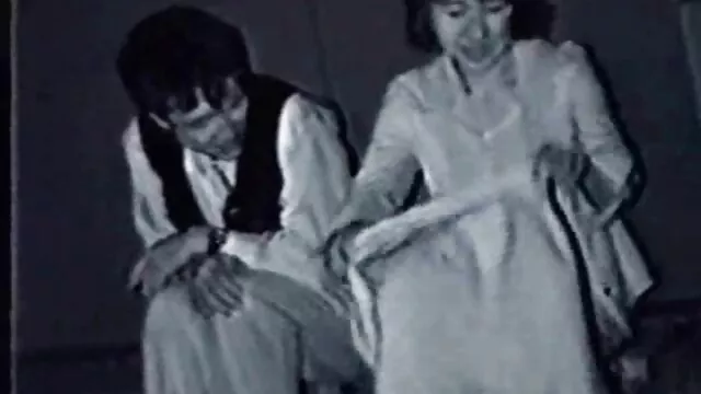 A lány megdugott egy srácot, mielőtt felbomlott. terhes sex videók