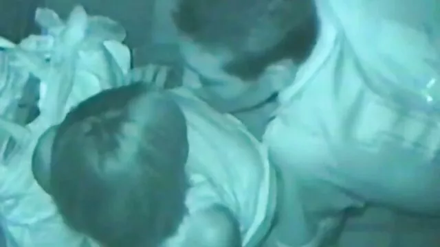 a nő a mini ruha Richelle ingyenes sex vidok Ryan kap összetört