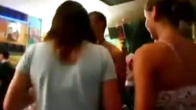 Egy szép anya fia szex a fürdőben VIP gyűjtemény az Ön számára, kegyetlen romantika. 2. rész.
