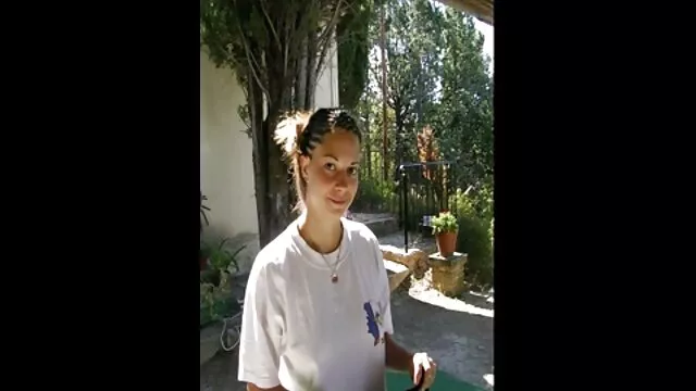 Kukkoló A párizsi modellek bea aszony pornoja